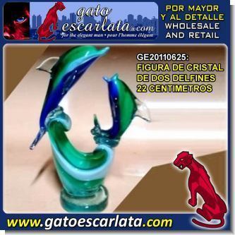Read full article CRYSTAL FIGURE OF TWO DOLPHINS 22 CENTIMETERS